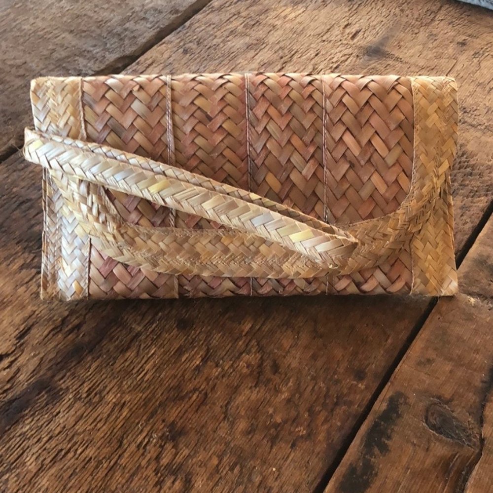 DONATED Bahamian woven clutch purse or wristlet - Picture 4 of 4